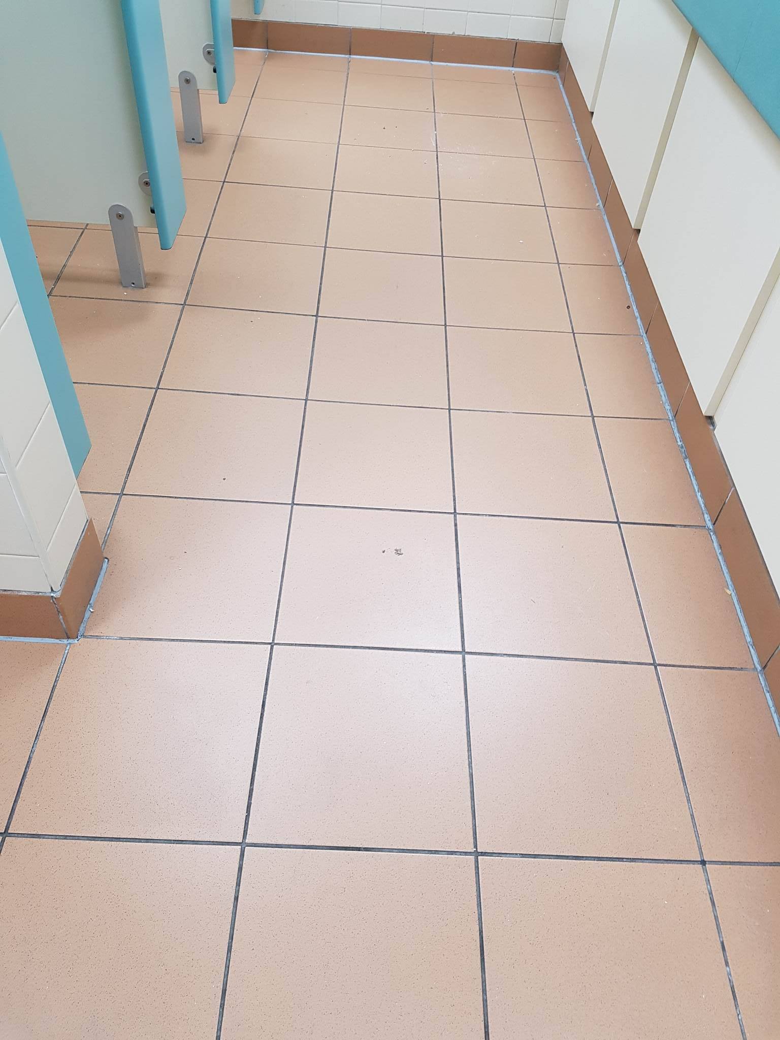 Manchester commercial tile and grout cleaning
