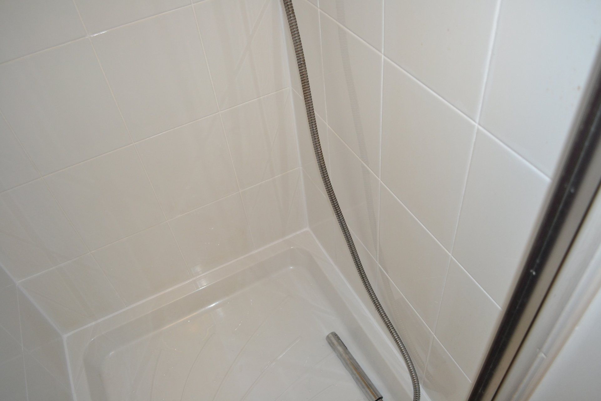 Shower Cubicle Clenaning and Resealing manchester