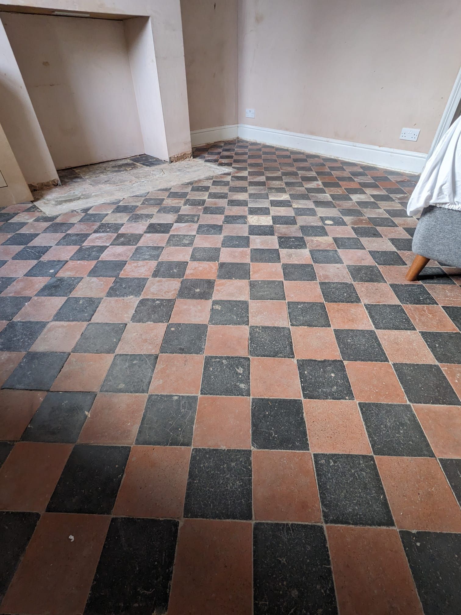 Deep cleaning, sealing and restoring a quarry tiled floor in Stockport, Greater Manchester