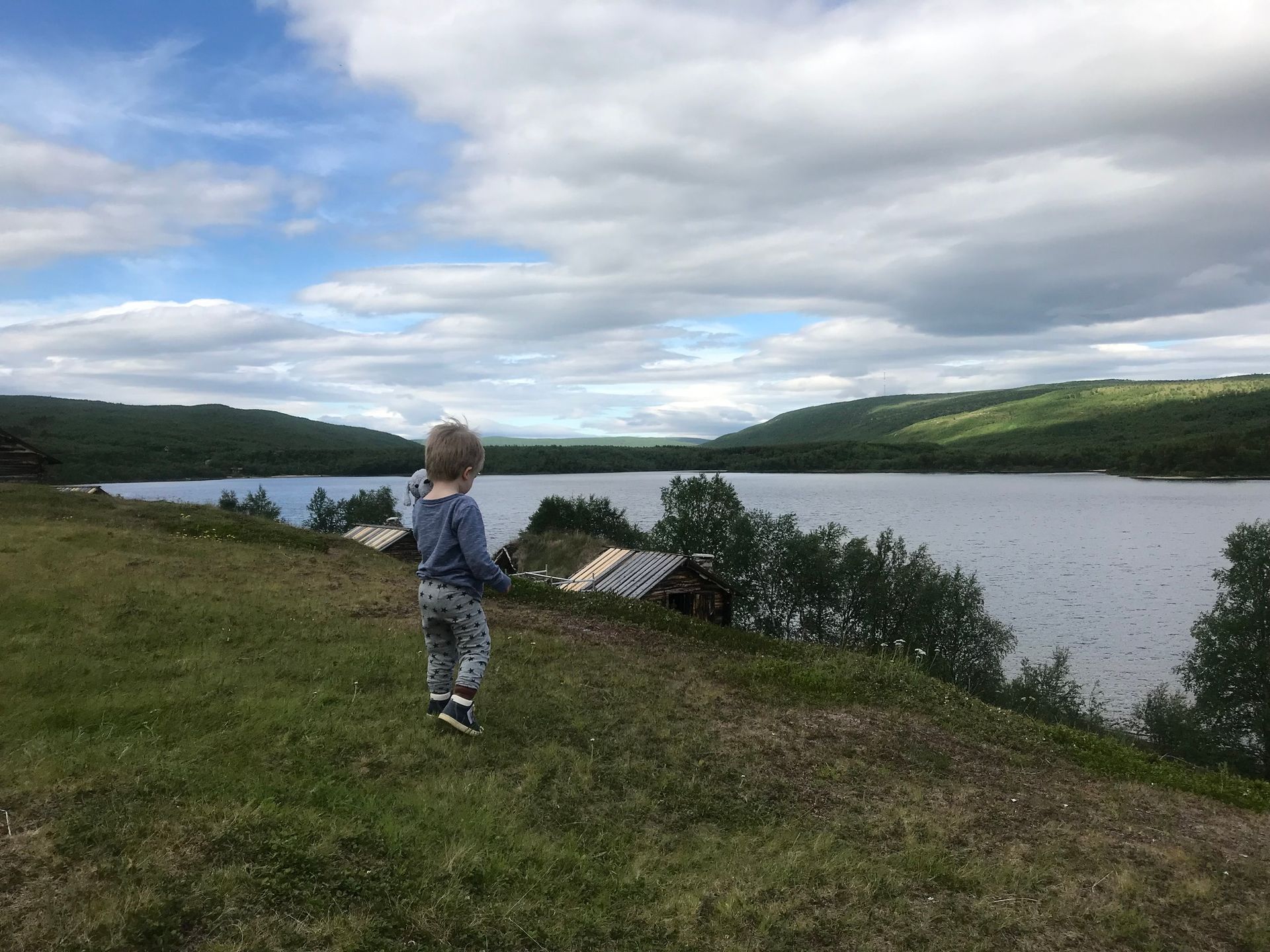Utsjoki church and church huts