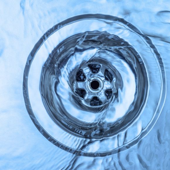 Water Draining On Aluminum Sink — Fostoria, OH — Roto Rooter of Fostoria