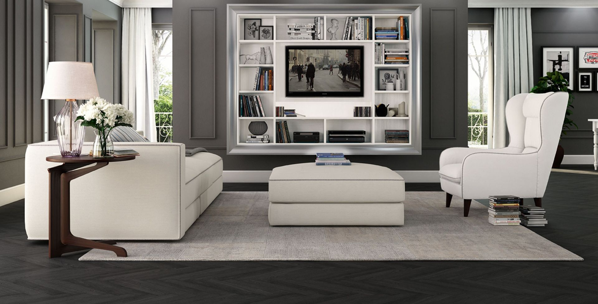 Cucina moderna con finiture in legno e pietra, pensili lineari ed elettrodomestici integrati.