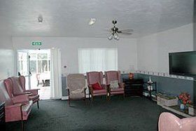 Residential care - Doncaster, South Yorkshire - Avondale Care Home - Front room