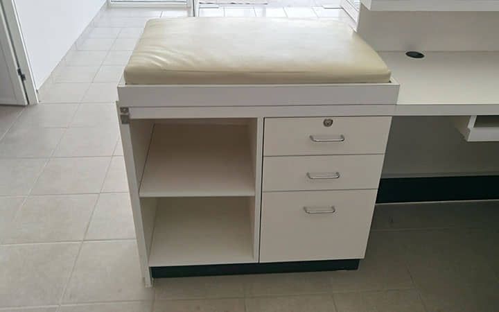 DISEÑO Y PROYECCIÓN - Cajonera pediatrica