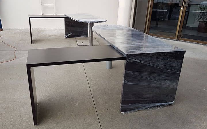 DISEÑO Y PROYECCIÓN - Escritorio en L