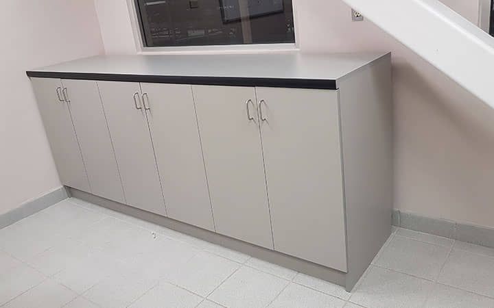 DISEÑO Y PROYECCIÓN - Gabinete de guardado Oficina