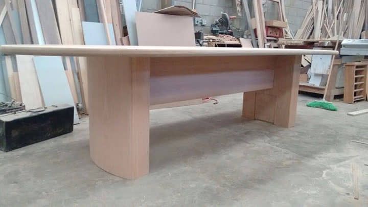 DISEÑO Y PROYECCIÓN - Mesa de juntas 