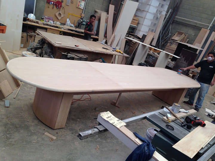 DISEÑO Y PROYECCIÓN - Fabricacion de mesa de juntas