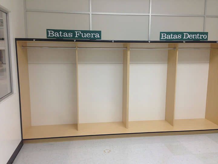 DISEÑO Y PROYECCIÓN - Gabinete para batas