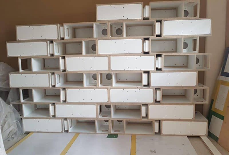 DISEÑO Y PROYECCIÓN - Gabinetes en producción en masa