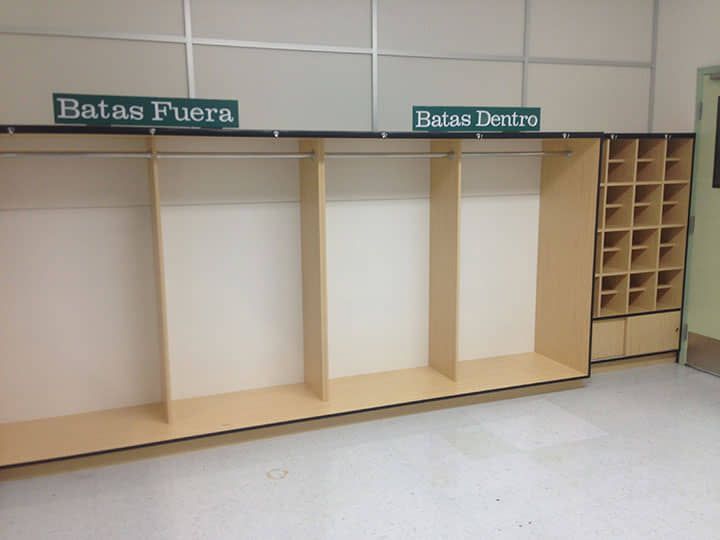 DISEÑO Y PROYECCIÓN - industrial cabinet for clothing storage
