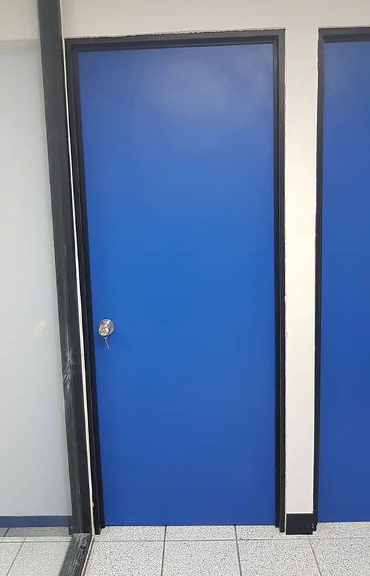 DISEÑO Y PROYECCIÓN - Puerta de madera
