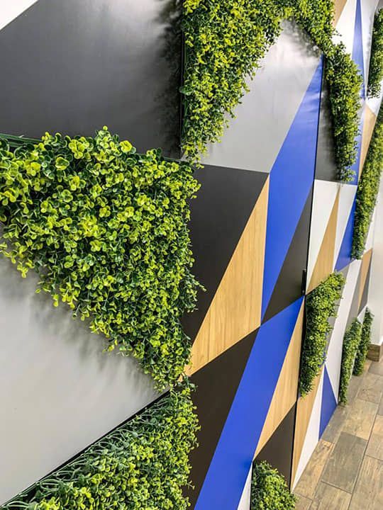 DISEÑO Y PROYECCIÓN - Puerta oculta de madera