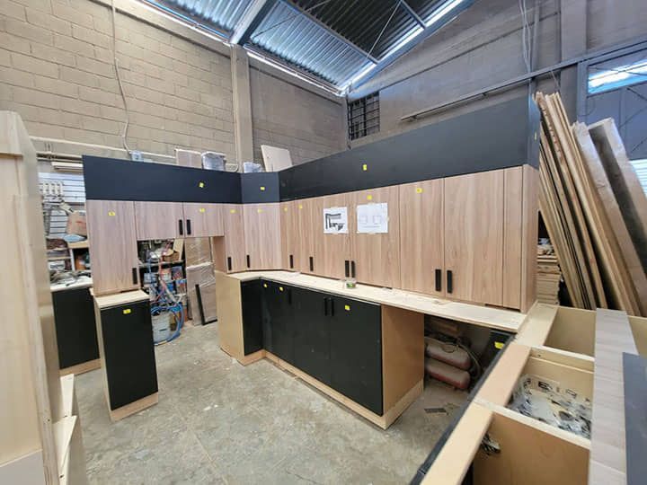 DISEÑO Y PROYECCIÓN - Custom Kitchen