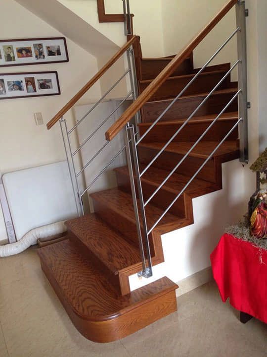 DISEÑO Y PROYECCIÓN - Escaleras, pasamanos y puertas de madera