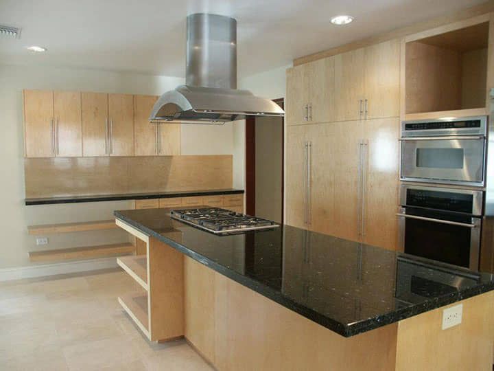 DISEÑO Y PROYECCIÓN - Barra de madera, isla de madera