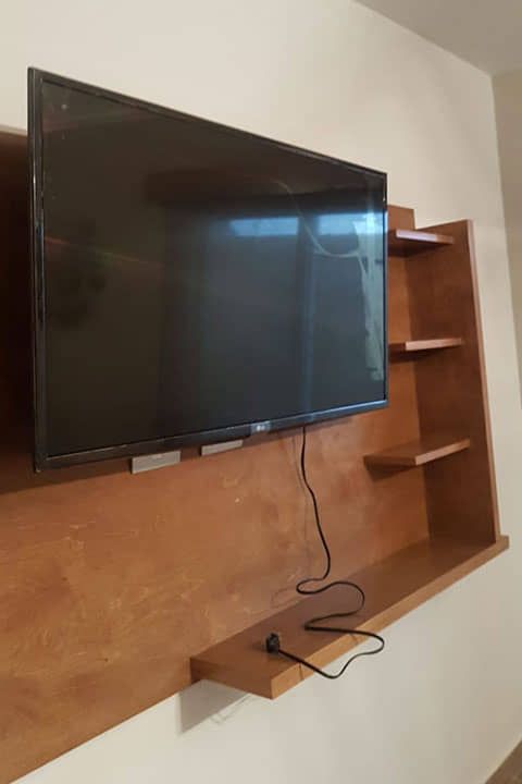 DISEÑO Y PROYECCIÓN - Mueble de TV de madera y melaminas