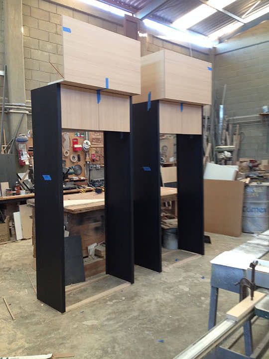 DISEÑO Y PROYECCIÓN - Muebles de refrigerador, área de refrigerador de madera