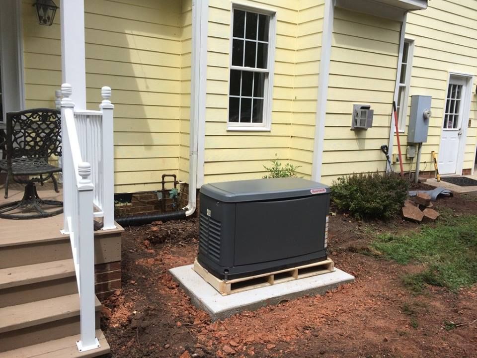 Yellow House with Aircon Unit