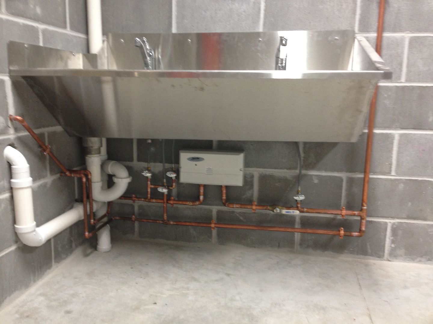 Commercial Sink — Fairbury, NE — Starr Plumbing LLC