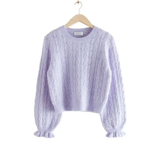 Pullover lilla girocollo con ruches sui polsini