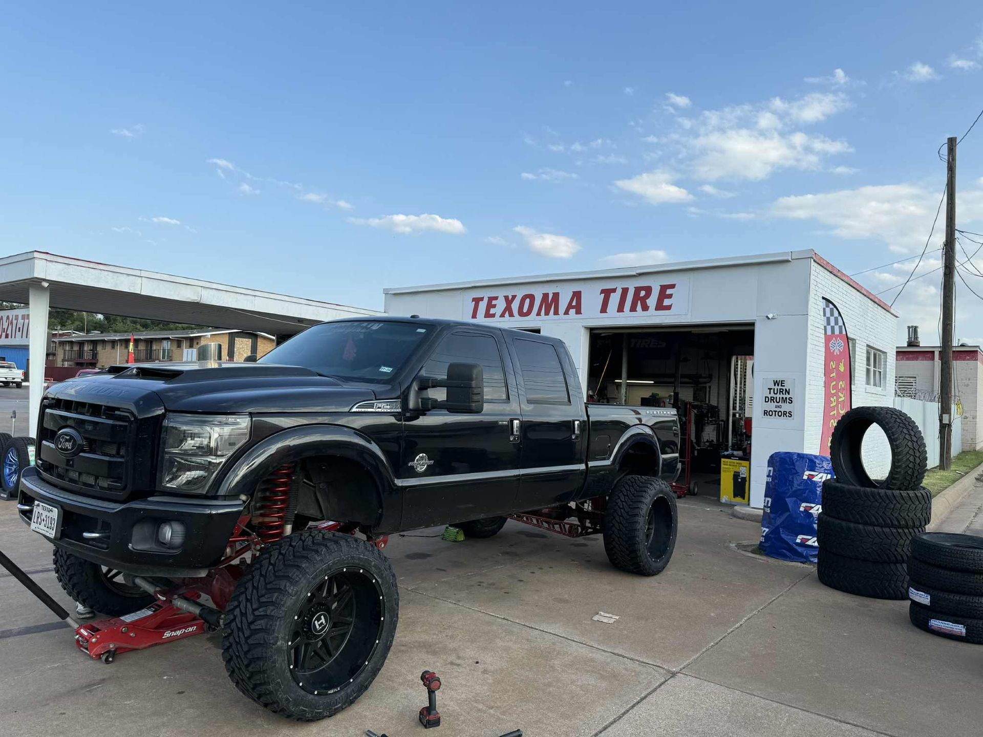 Texoma Tire Gallery Image