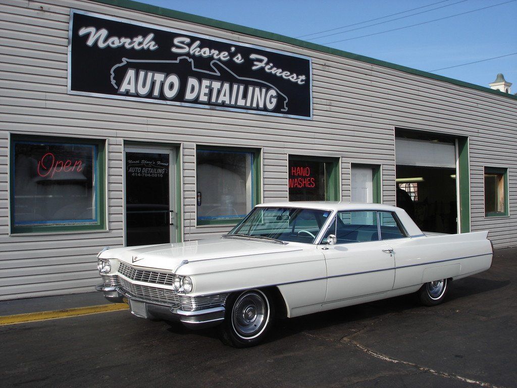 White Vintage Car | Glendale, WI | North Shore’s Finest Auto Detailing