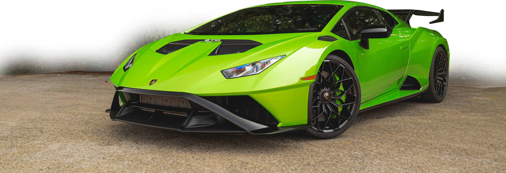 2023 Lamborghini Huracan STO