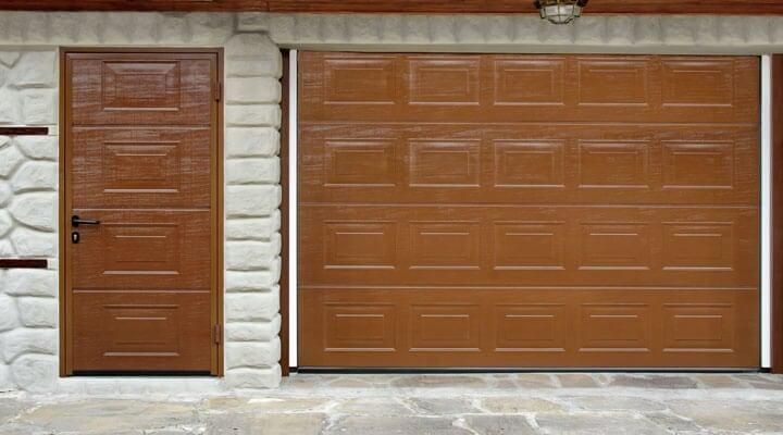 MADERERÍA Y MATERIALES RARÁMURI - PUERTAS PARA GARAGE