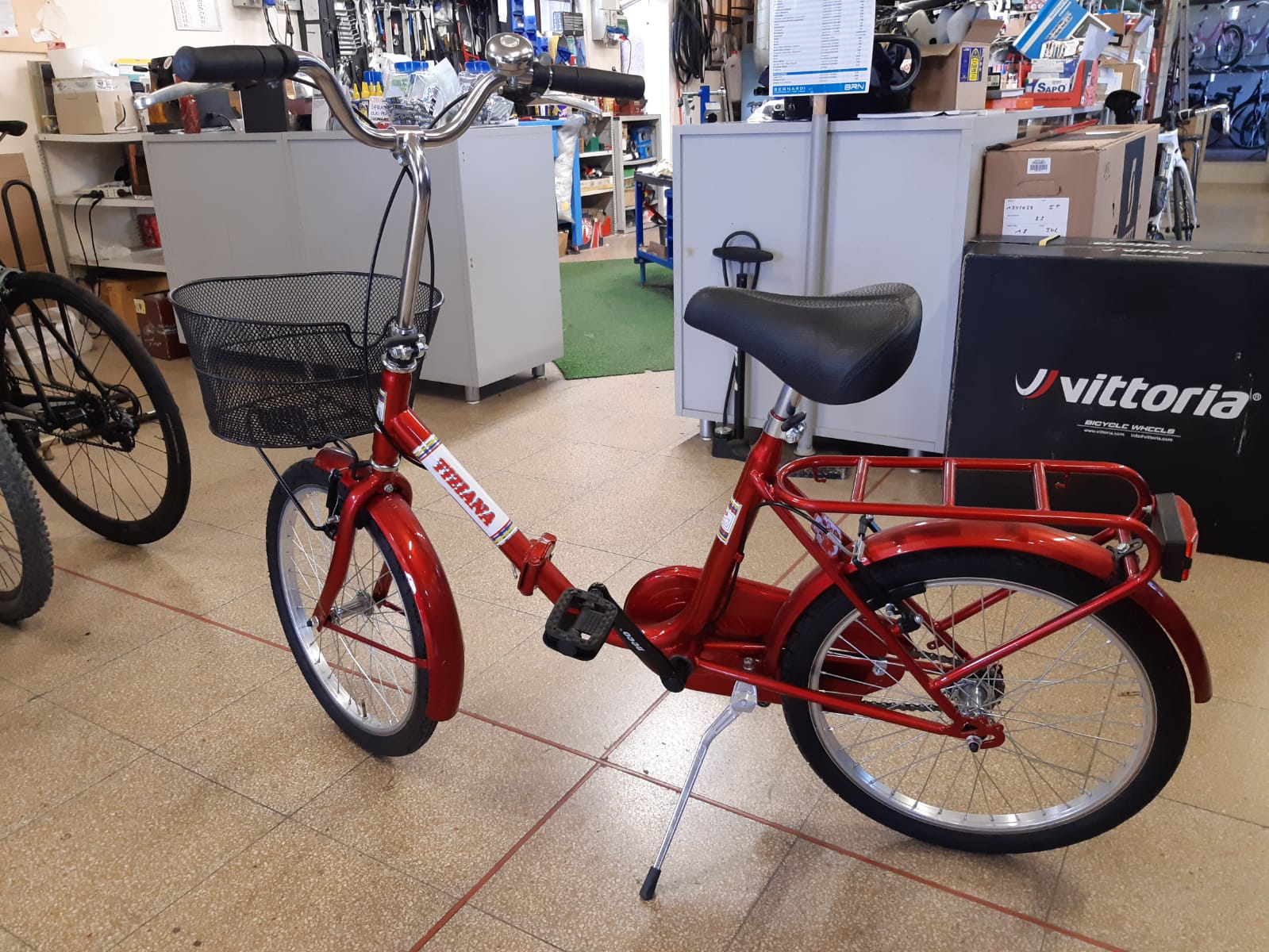 BICI GRAZIELLA MODELLA TIZZIANA CON LUMI ANT POST CESTINO SINGOLA VELOCITÁ USATA PREZZO 140,00 €