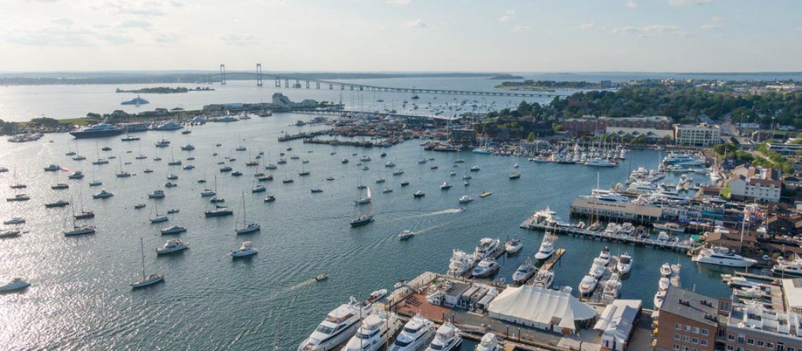 An aerial view of a marina filled with lots of boats.