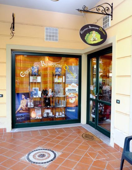 Esterno centro benessere 3