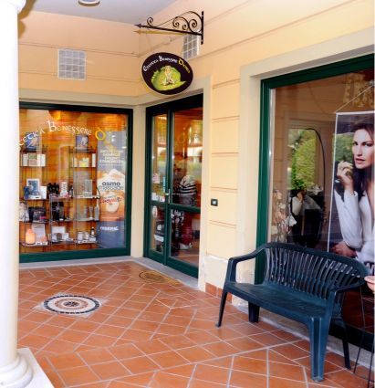 Esterno centro benessere 1