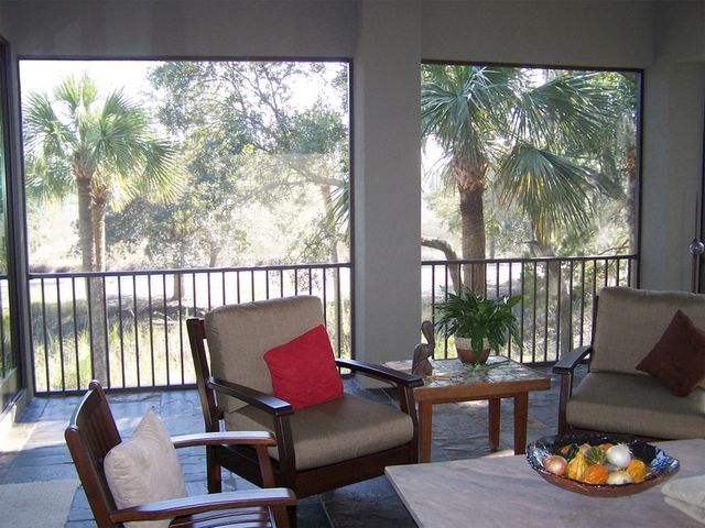 Living Room With Screen Railing