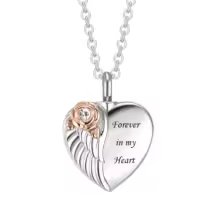 Hartvorm ashanger met engelenvleugel en roze hart