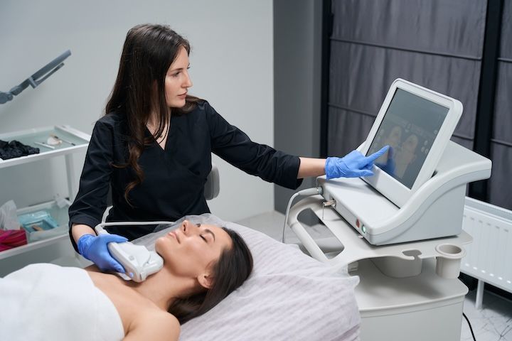 Facial Ultrasound in Aesthetic Medicine