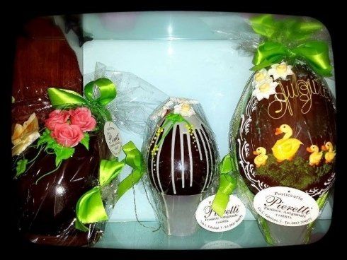 uova di cioccolato decorate