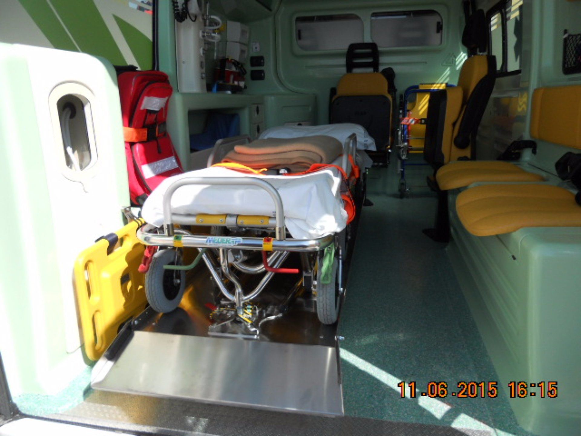 Vista del interno dell’ambulanza