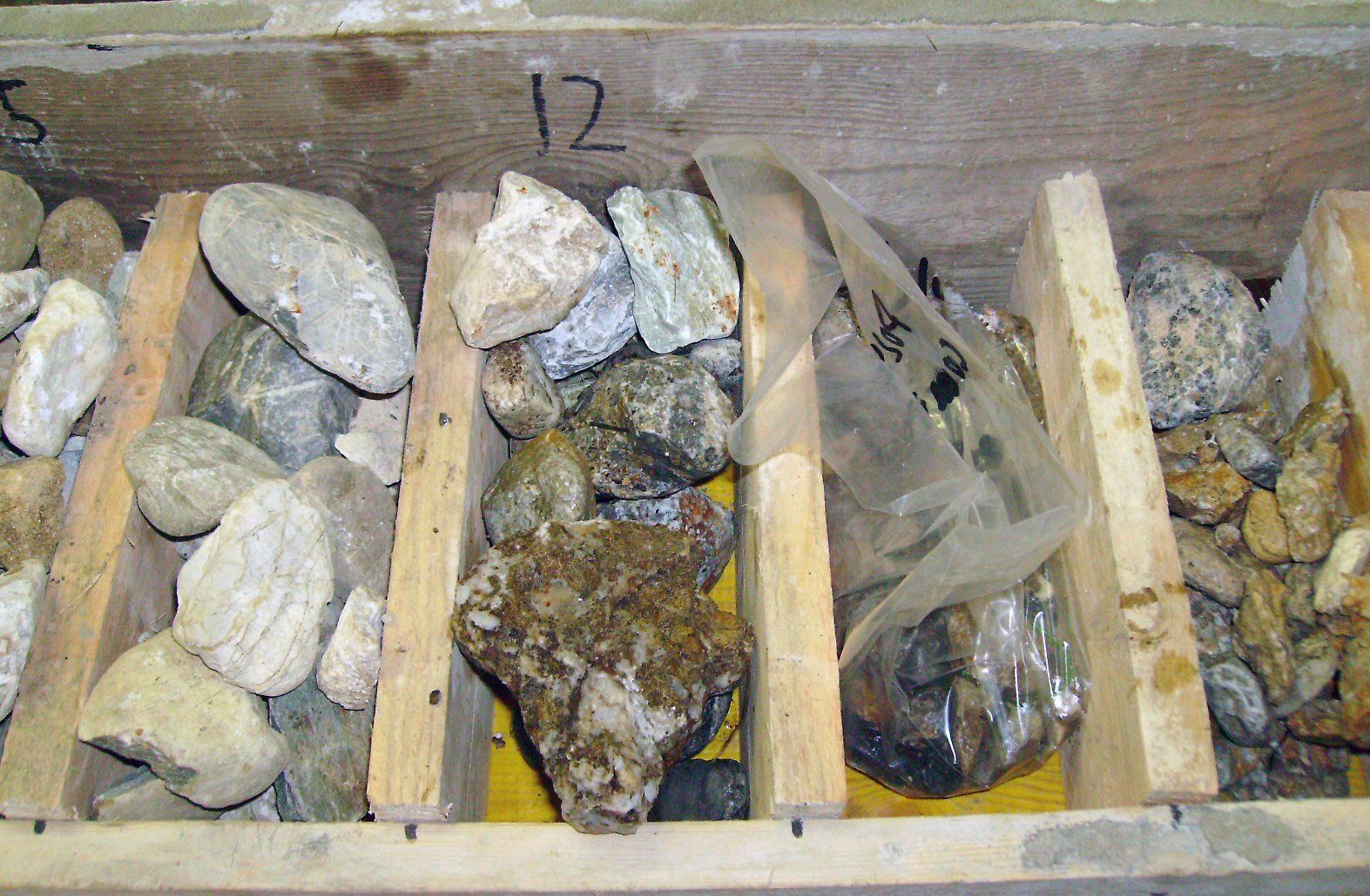 campioni di differenti rocce