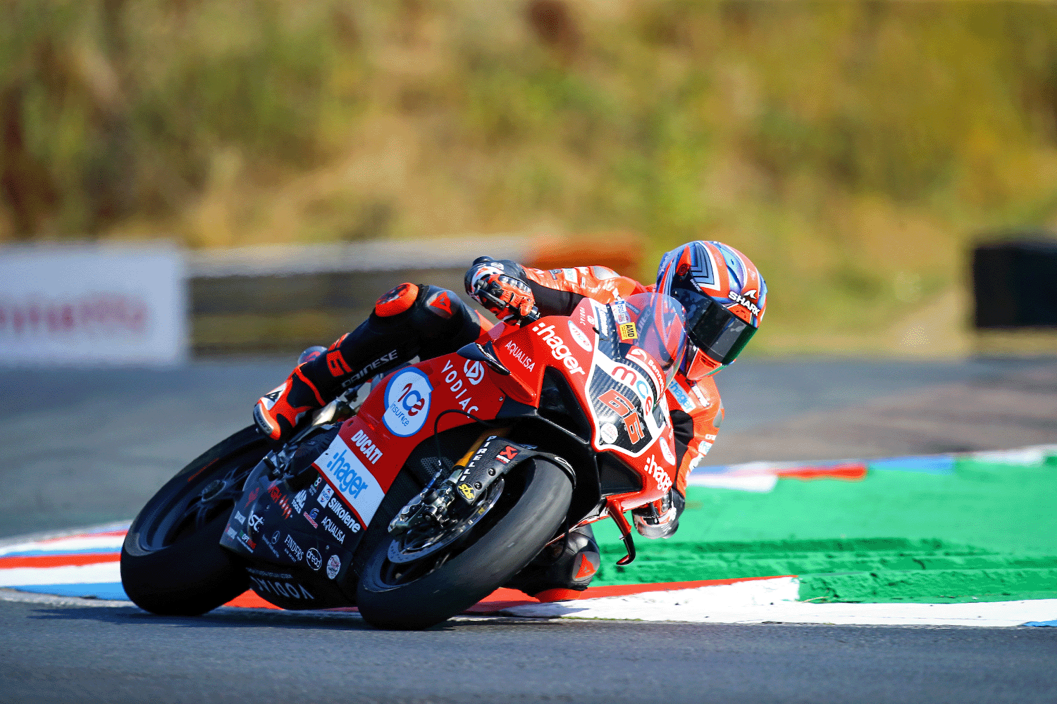 Neal Sykes Racing Sykes Salvages Another Top Ten At Thruxton
