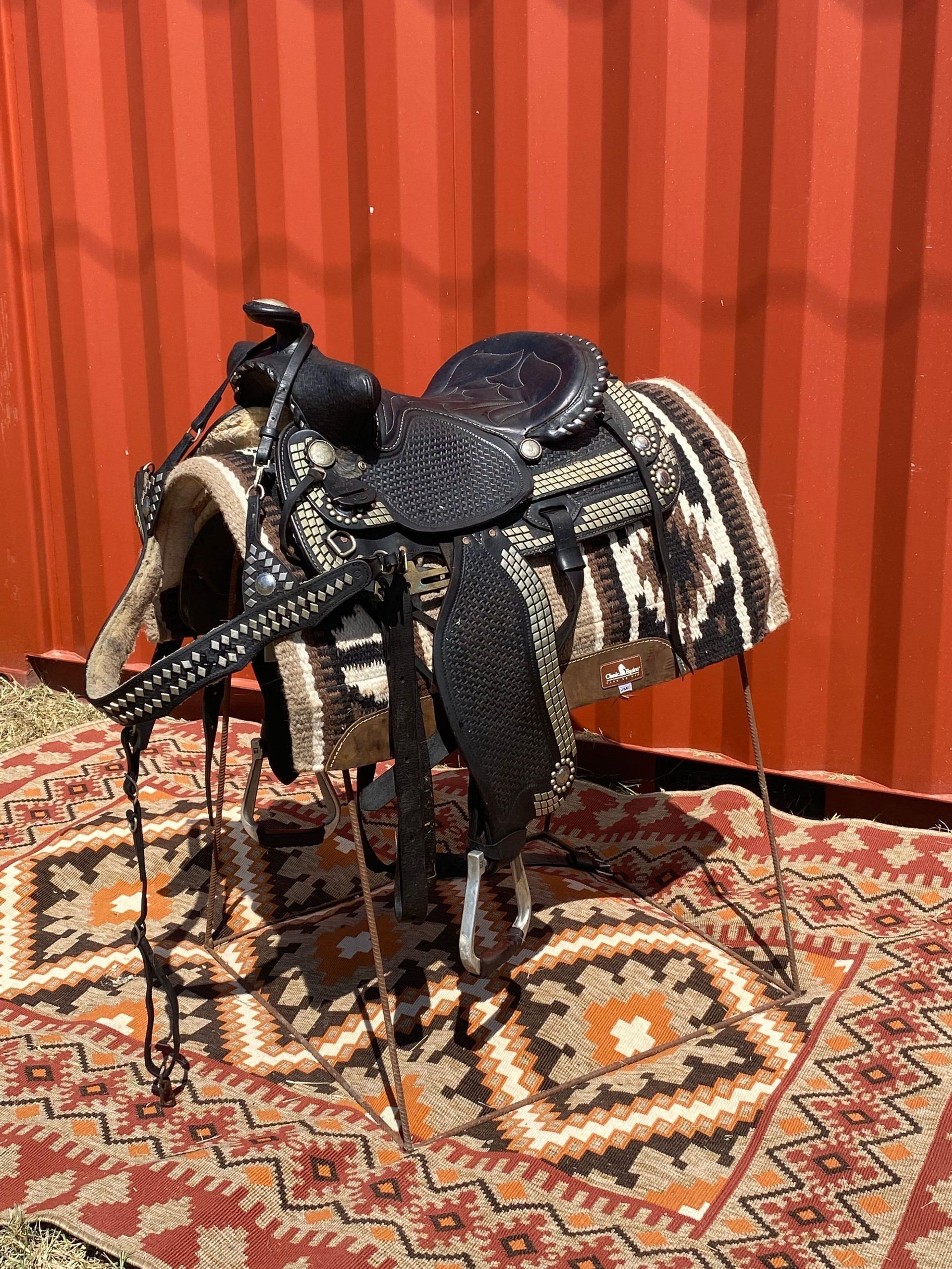 brown rental saddle