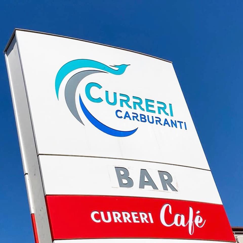 Insegna curreri carburanti