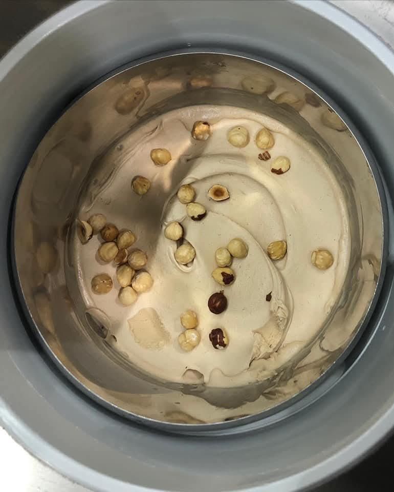 Gelato artigianale alla nocciola