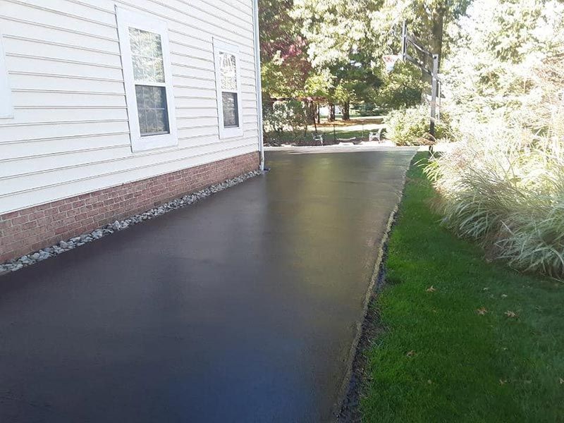 driveway sealing example