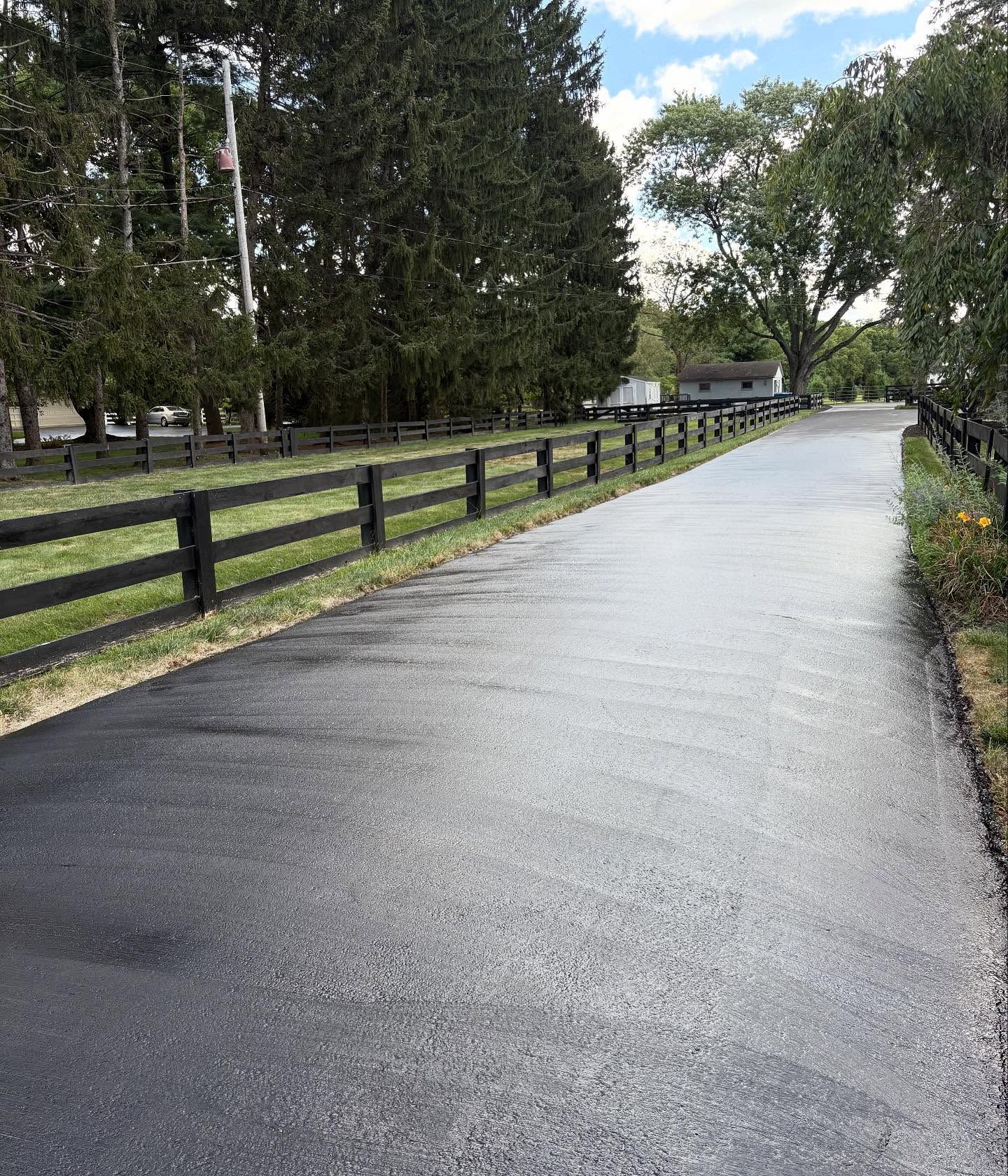 sealcoating driveway example
