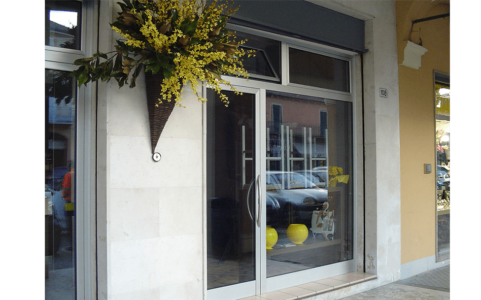 Ingresso con vetrina