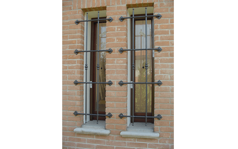 Feritoie con inferriate