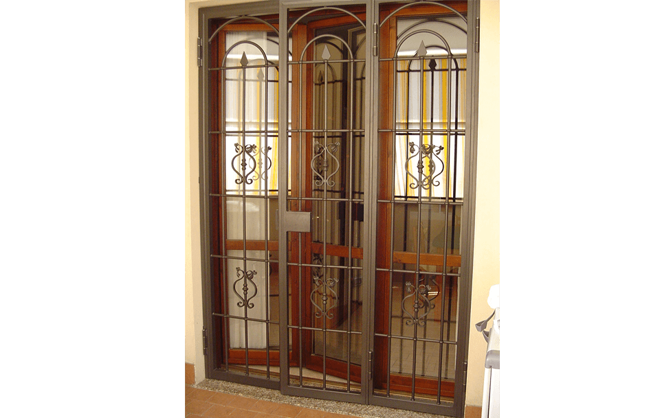 Cancelletto per portoncino triplo 2