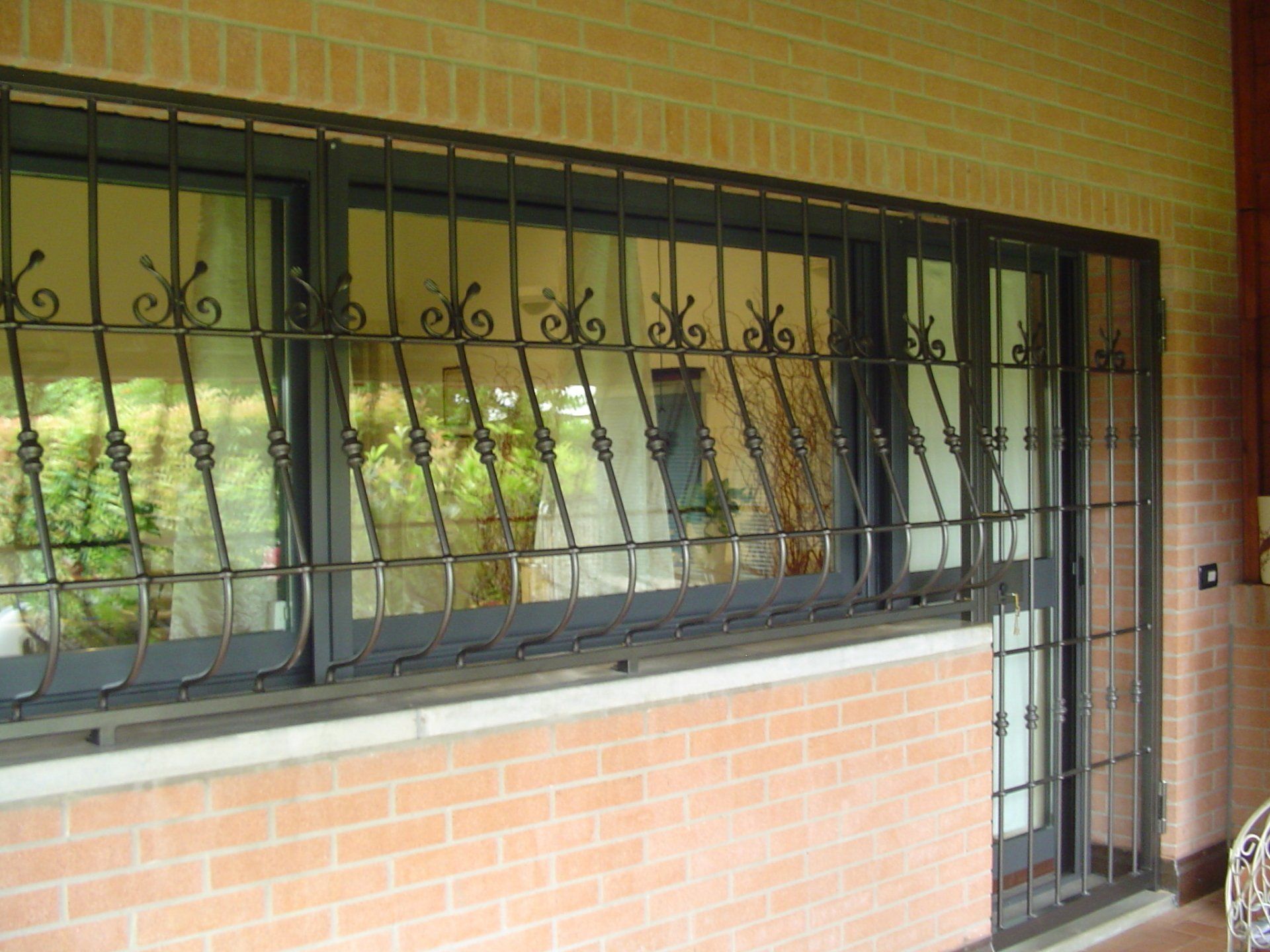 Cancelli di sicurezza e inferriate