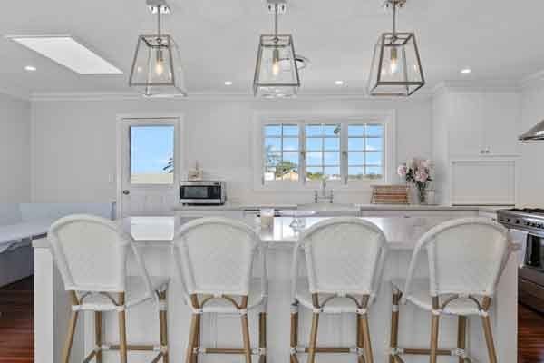 white kitchen chairs